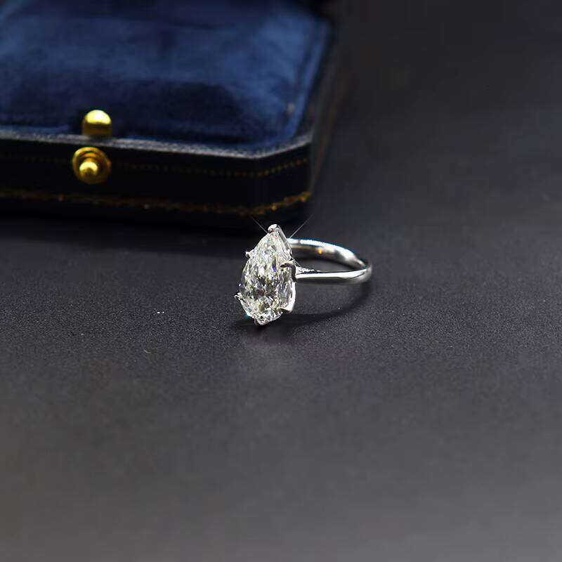 Madonna GIA Certified 3Ct 5Ct Lab Grown Diamond Engagement Ring