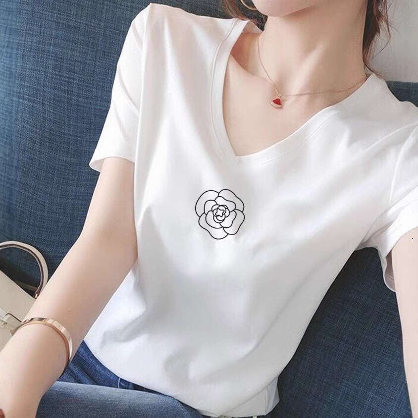 Summer V-Neck Regular Shoulder Pure Cotton Short Sleeve T-Shirt For Women Korean Fashion Versatile Age-Reducing Slimming White Top Base Shirt Trendy