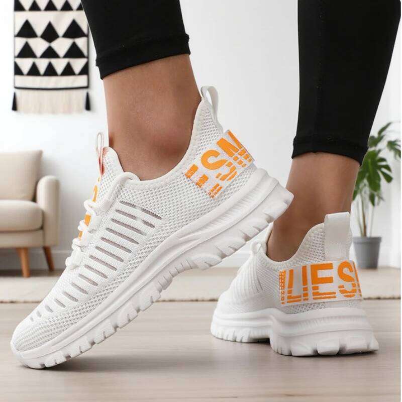 Women Fashionable Mesh Running Shoes Breathable Lightweight Sports Shoe Quick Drying Men's Gym Outdoor Tennis Training Sneakers
