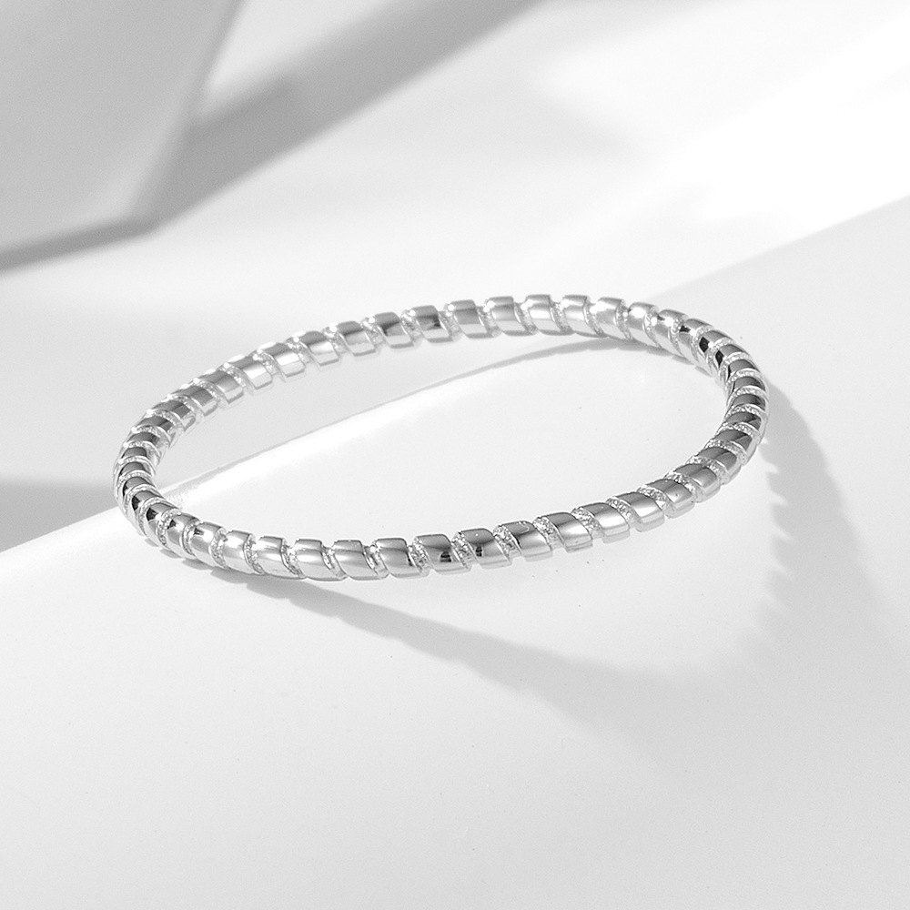 Korean-style s925 sterling silver plain twisted for women, fashionable spiral design, unique and versatile, minimalist style thin ring