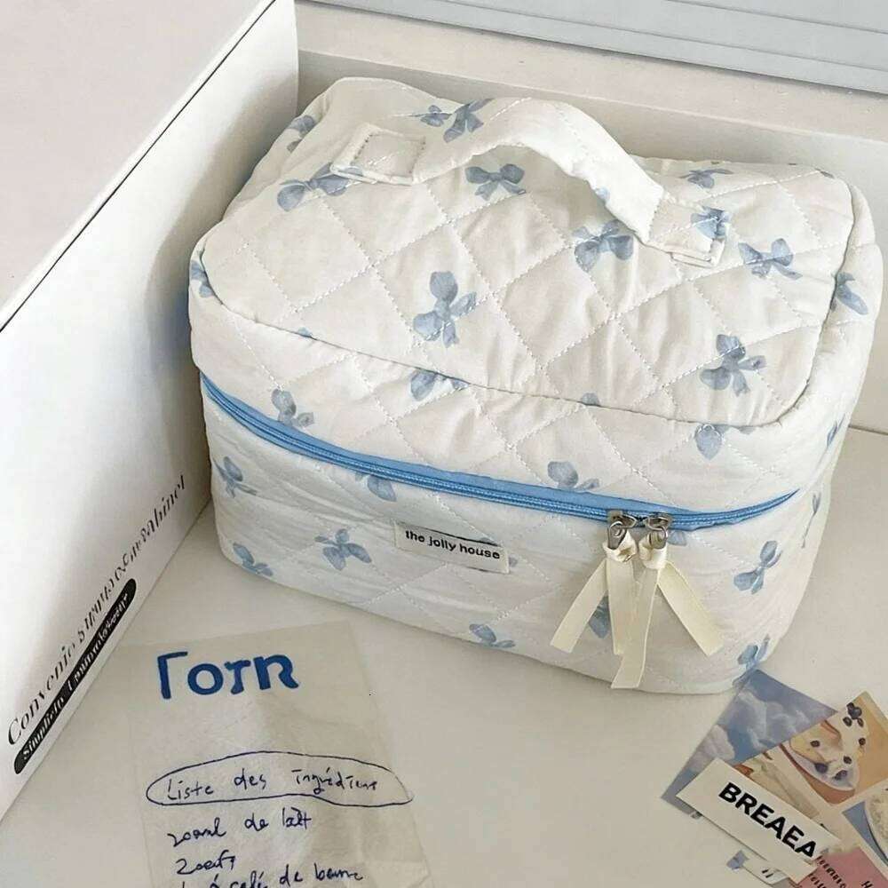 Cosmetics For Organizers Travel Women's Cosmetic Bag Gifts for Women Large Pouch Y260206