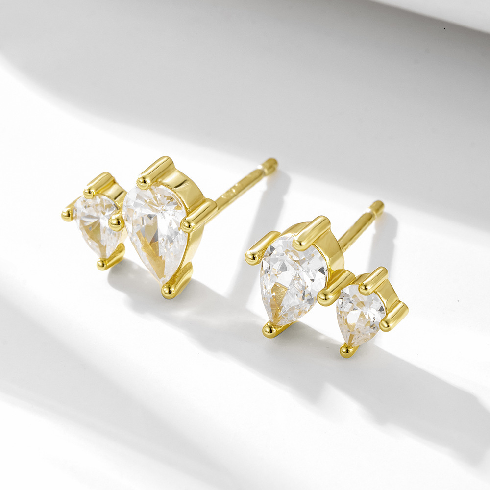 S925 Sterling Silver Water Drop Zircon High-end Niche Ins Fashion Simple Commuting Diamond-studded Earrings for Women