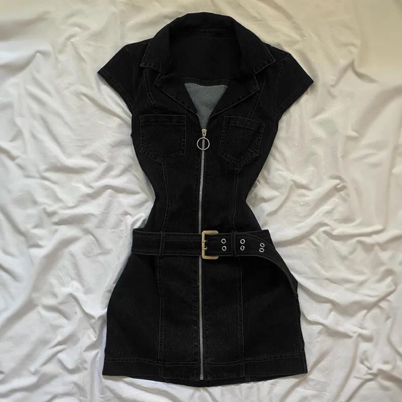 Basic & Casual Dresses Spring/Summer New Stylish Retro Sleeveless Denim Dress for Women Unique Design Waist-Cinching Slim-Fit Denim Dress with Belt