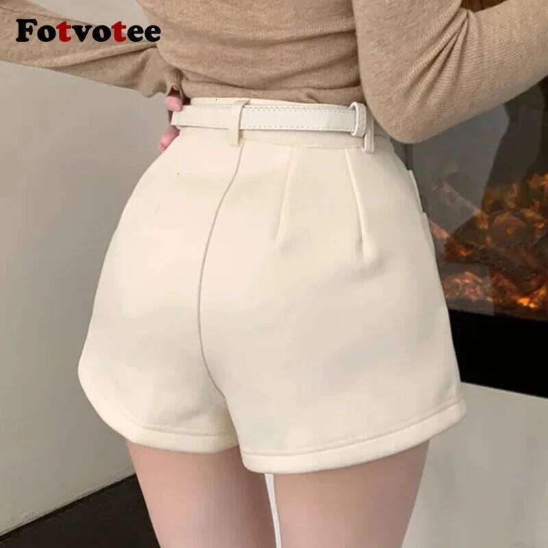 FOTVOTEE Fashion High Waisted Women Casual Solid Slim Short Pants with Belt 2025 New Retro All Match Simple Female Shorts XJ260206