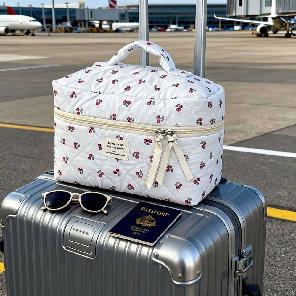 and Cosmetics Organizer Women's Necessaire Gifts for Women Cherry Makeup Cosmetic Cute Large Capacity Pouch Y260206