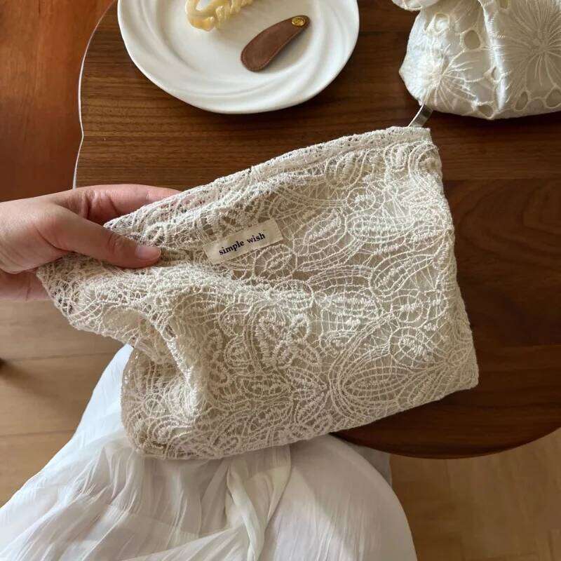 French Style Pouch Beige Lace Embroidery Minimalist Floral Makeup Bag for Women Elegant Organizer Boho Cosmetic Bags Y260206