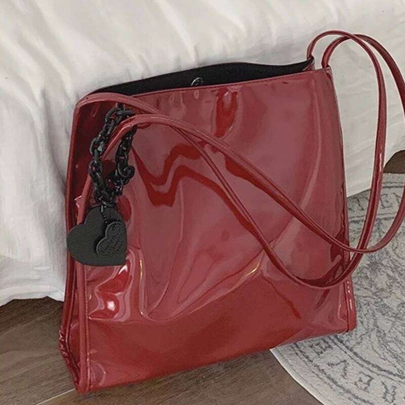 Soft Patent Leather Women's Shoulder Large Capacity Ladies Tote Bags Fashion Casual Female Portable Handbags Underarm Bag Y260205