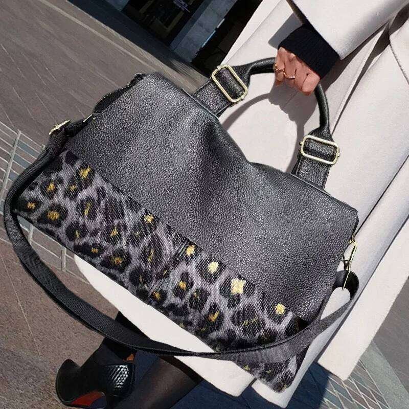 Ladies' Fashion Personalized Leopard Pattern Tote Large Capacity Retro Street Y2K Spicy Punk Shoulder Bag Y260205
