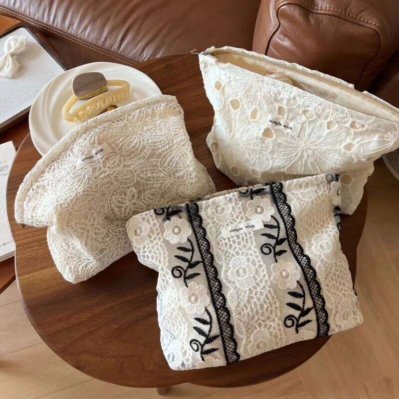 French Style Pouch Beige Lace Embroidery Minimalist Floral Makeup Bag for Women Elegant Organizer Boho Cosmetic Bags Y260206