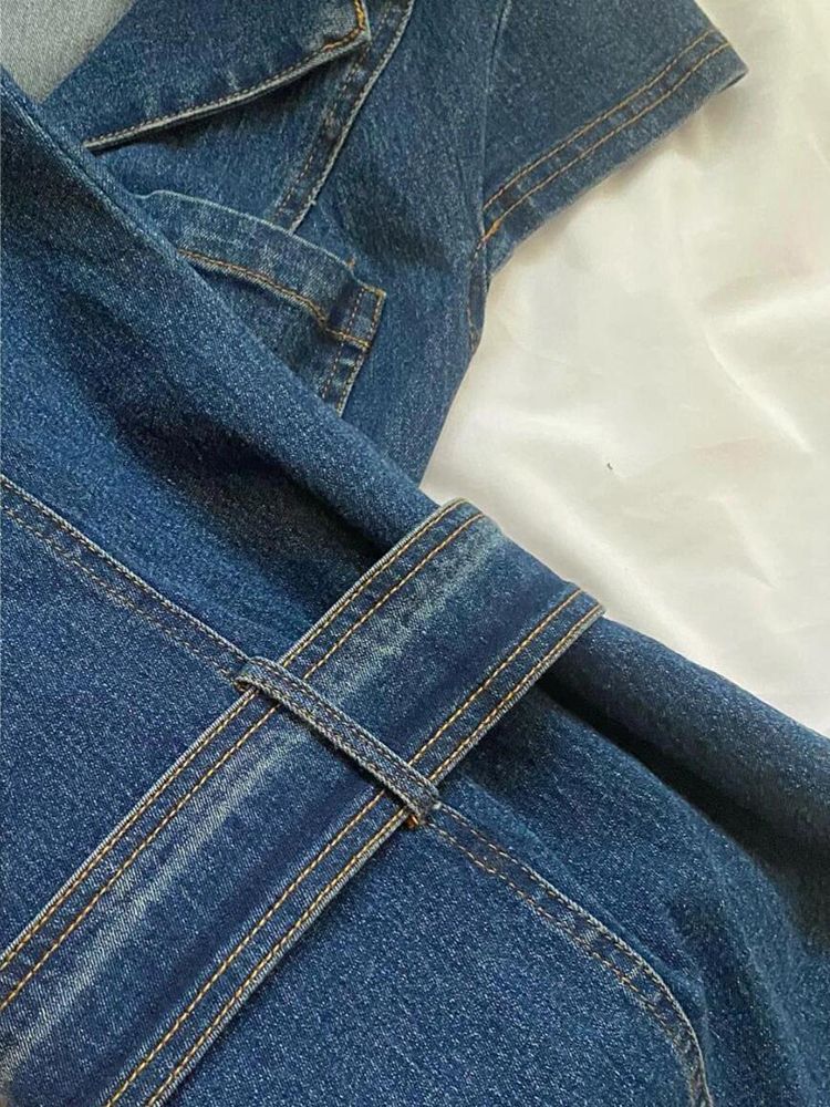 Basic & Casual Dresses Spring/Summer New Stylish Retro Sleeveless Denim Dress for Women Unique Design Waist-Cinching Slim-Fit Denim Dress with Belt