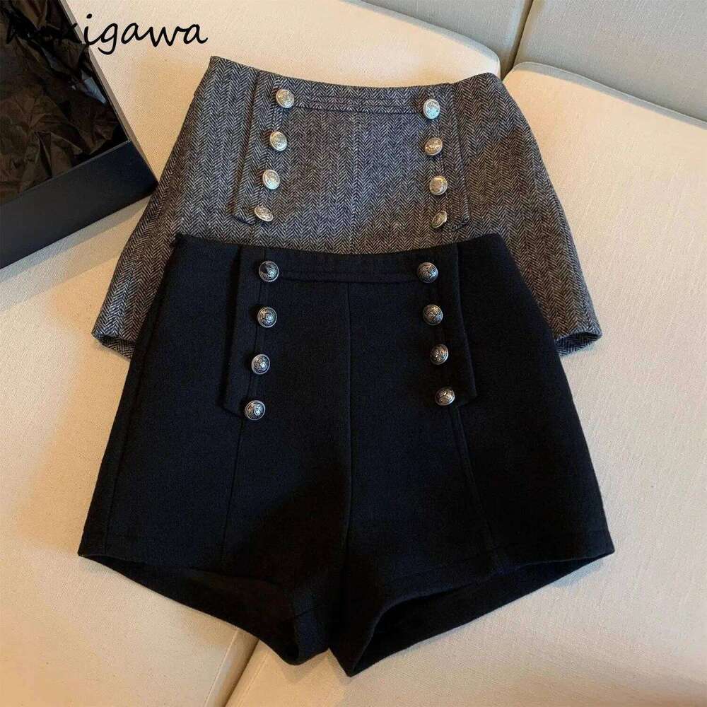 Vintage Woolen Shorts for Women High Waist Double-breasted Pants 2025 New Bottoms Temperament Thicked Pantalones Cortos De Mujer XJ260206