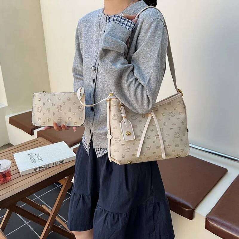 Ladies Tote Bag Made Of Premium Leather Featuring High-End Paris Elegant Vintage Commuter Look Y260205