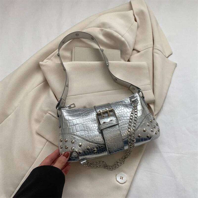 Women Shoulder Rivets Fashion Ladies Bag Trendy Rock Handbag Y2K Chain for Travel Vacation Daily Bolsa Designer Luxury Bags Y260205