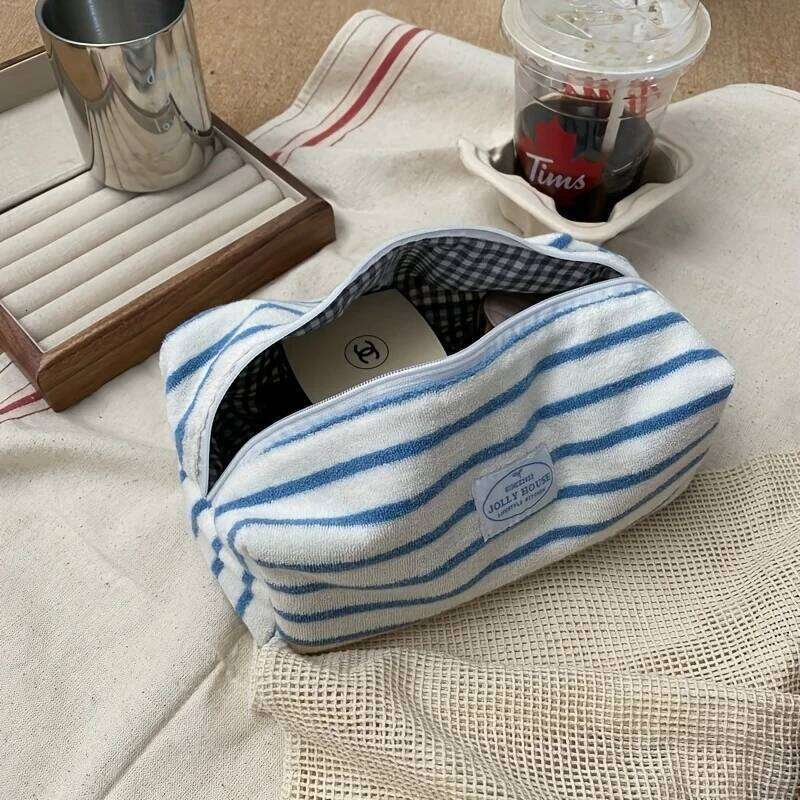 1pc Striped Makeup Bag Large Capacity, Travel Toiletry Organizer Pouch for Skincare Brushes, Women's Cosmetic Storage Y260206