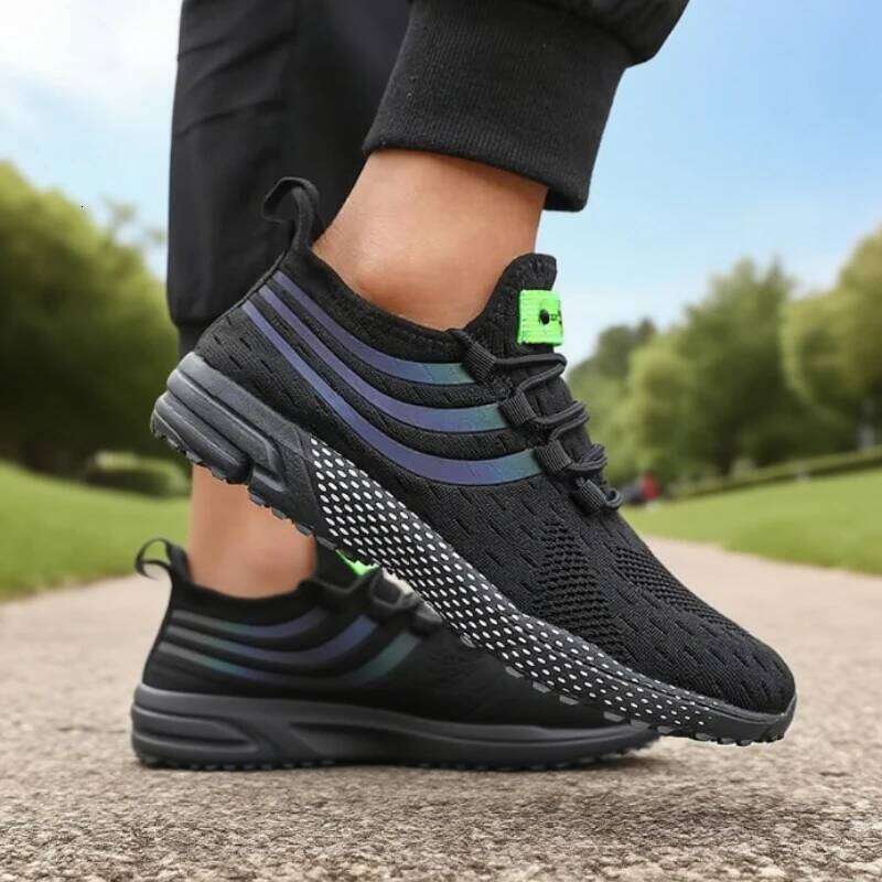 Mesh Running Shoes Comfortable Breathable Vulcanized Lightweight Non Slip Flat Designer Sneakers Casual Outdoor Men's Shoe