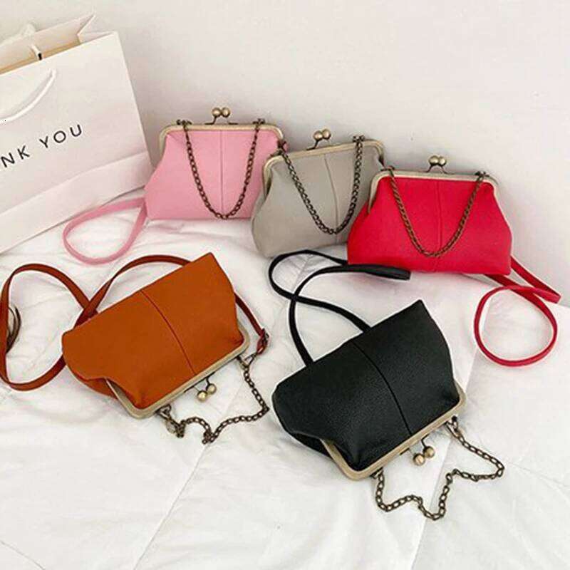 Vintage Soft Skin Shell New Lychee Pattern Handbag Simple And Versatile Shoulder Clip Chain Crossbody Women's Bag XJ260129