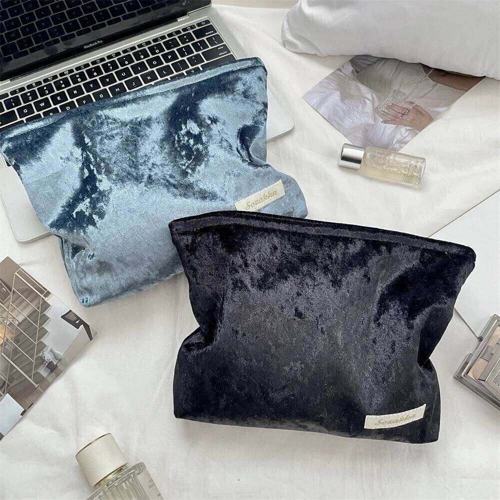 Velvet Cosmetic Large Capacity Women Toiletries Organizer Zipper Makeup Clutch Purse Travel Girl Cosmetics Storage Bag Y260206