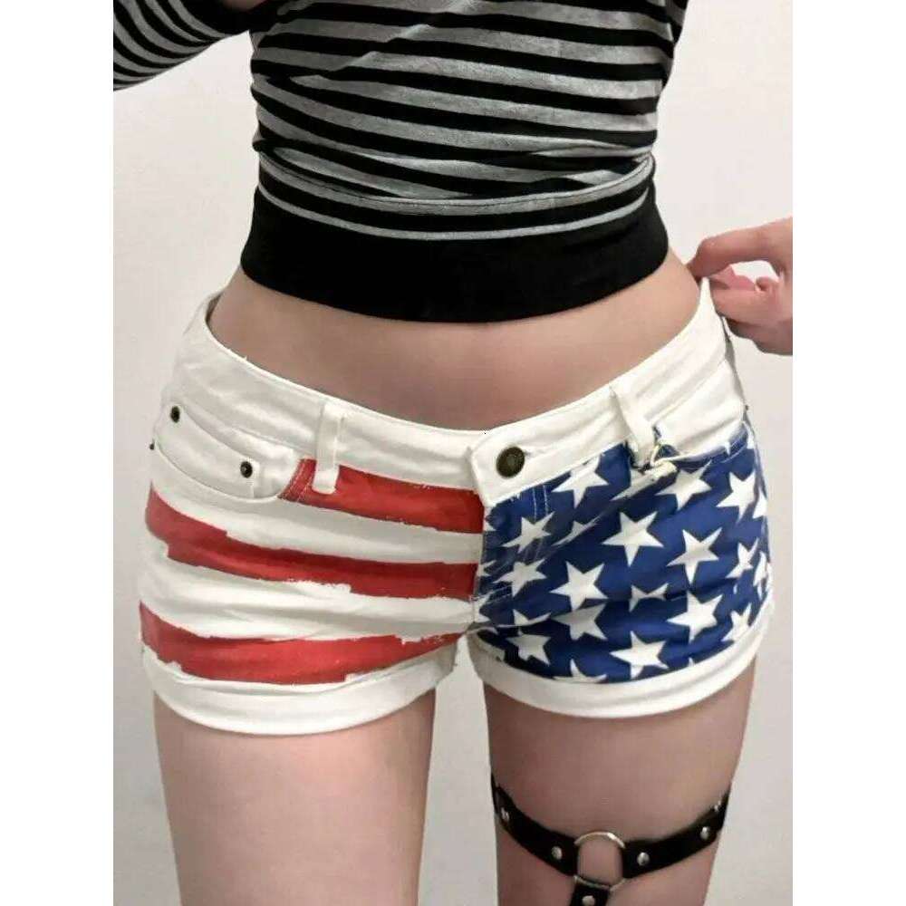 Retro Star-printed Denim for Women Summer Y2k Slim Buttocks Super Shorts Jeans Hot Pants C260206