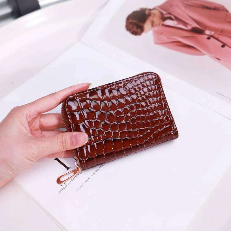 Women's Wallet Crocodile Pattern PU Leather Zipper Holder Organizer Multi Slot Blocking Credit Card Case Purse for Women Y260206