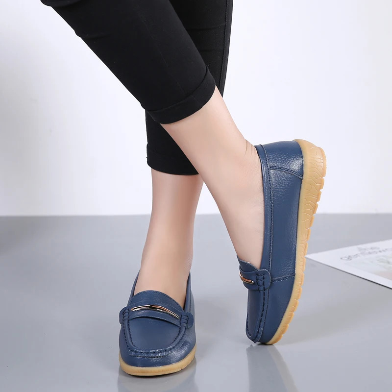 2025 Genuine Leather Shoes Woman Slip On Women Flats Moccasins Womens Loafers Spring Autumn Mother Shoe Big Size 35-44 260124