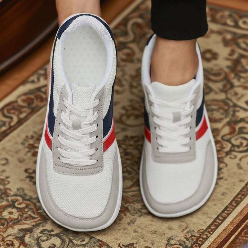 New Toe Casual Versatile Soft Sole Wide Last Walking Shoes Fashion Breathable Mesh Comfortable Sneakers Men