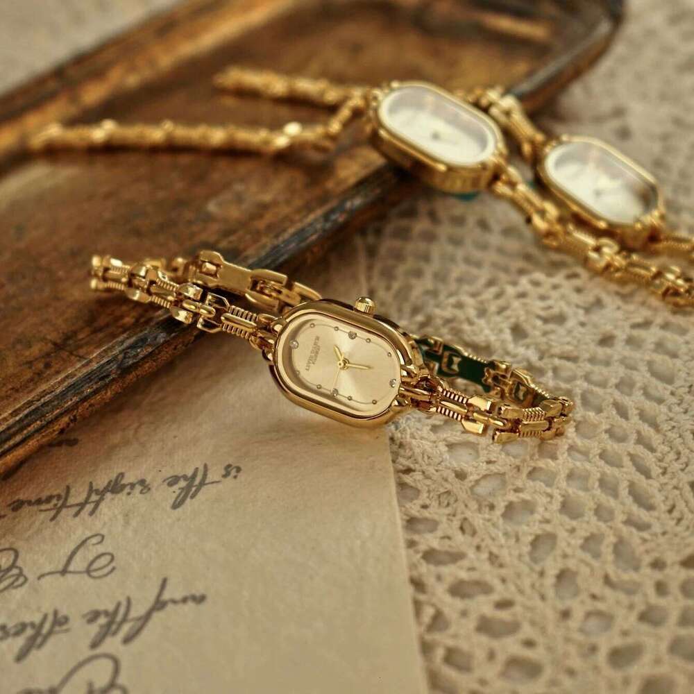 1 Piece of New Gold Bracelet Style Retro Casual Fashion Simple Accessible Luxury Elegant Versatile Waterproof Women's Quartz Watch Z260206