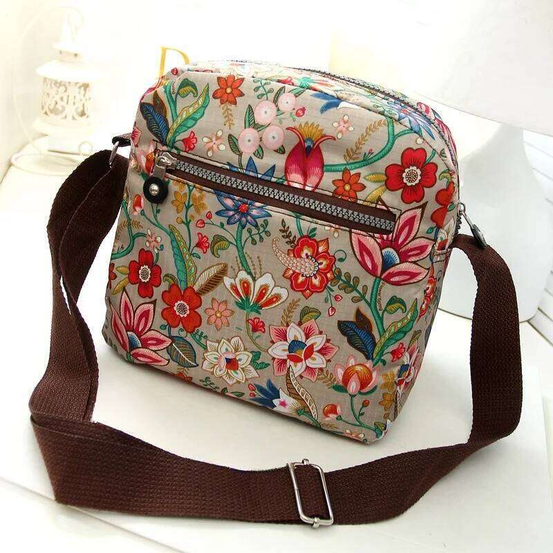 Women's nylon shoulder with floral print and multiple compartments, casual crossbody bag XJ260129