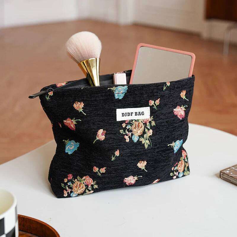 DJDF Women's Cosmetic Vintage Black Background Flower Skincare Product Storage Portable Travel Toiletry Bag Coin Purse Y260206