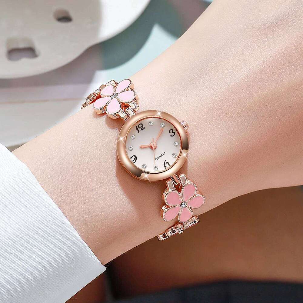 Fashion Arabic Dial Women Watches Elegant Flower Bracelet Strap Ladies Quartz Wristwatch Reloj MujerWithout Box Z260206