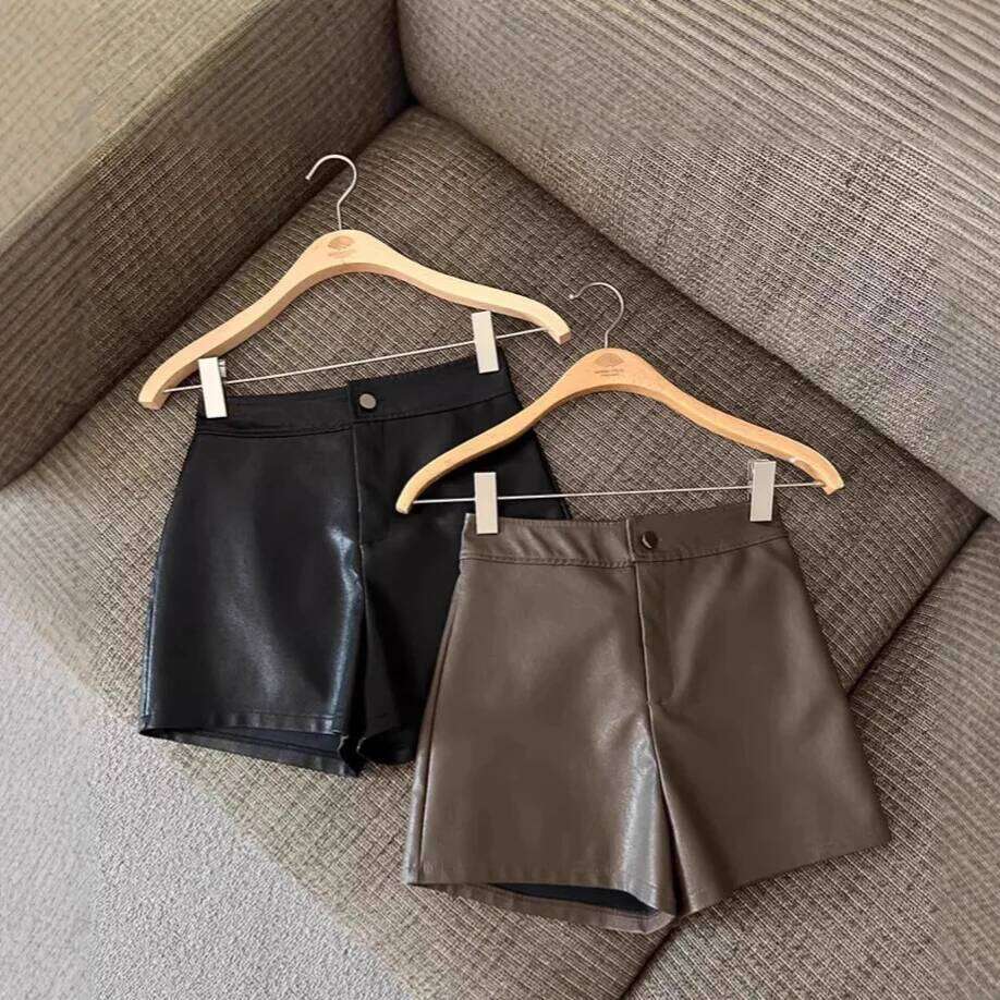 High Waist PU Leather Shorts Women's Slim Fit A- Line Casual Wide Leg Boot Pants Commute Style Fashionable Autumn Winter XJ260206