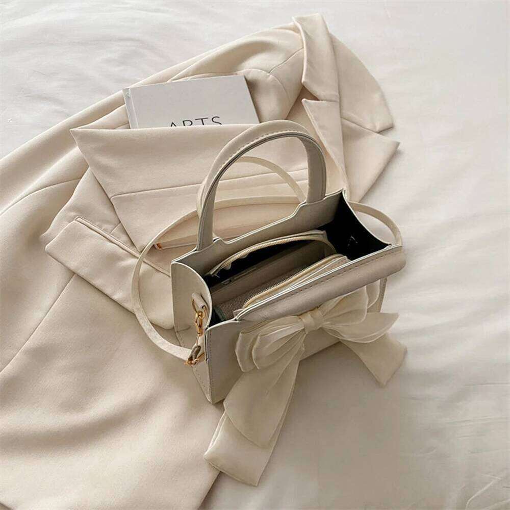 Women PU Bow Handbag Fashion Shoulder Large Capacity Square Tote Solid Color Simple Crossbody Bag for Party Vacation Y260205