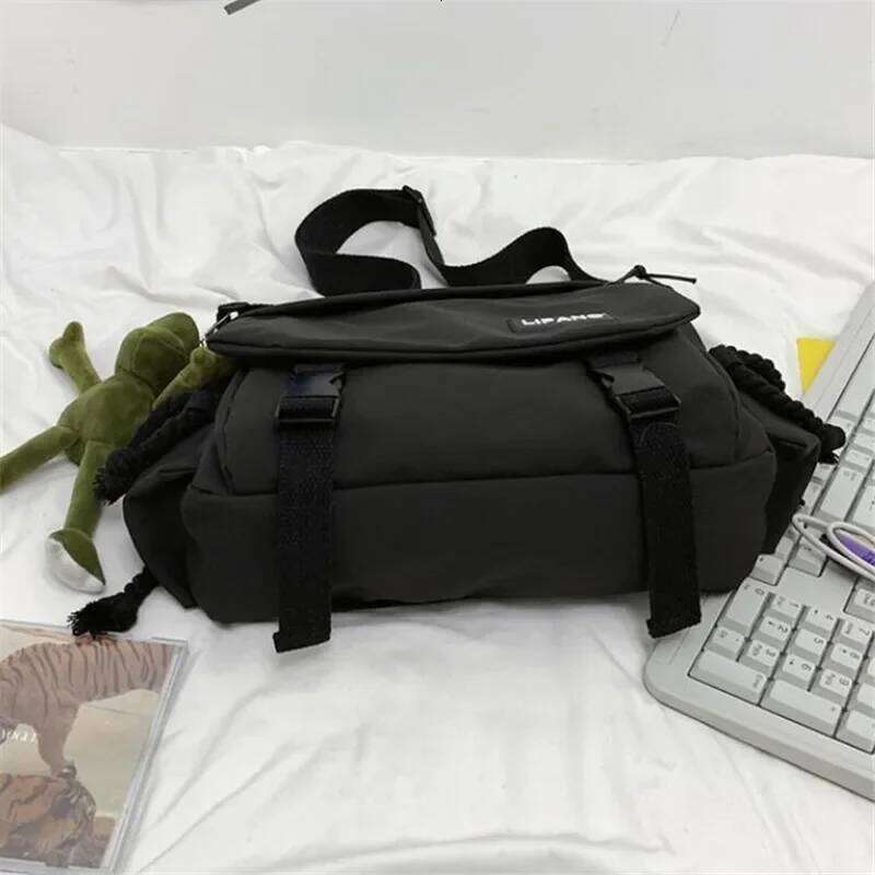 Youth Fashion Nylon Crossbody for Women Handbags Shoulder Large Capacity Solid Canvas Messenger Bag Girls School Bags XJ260129