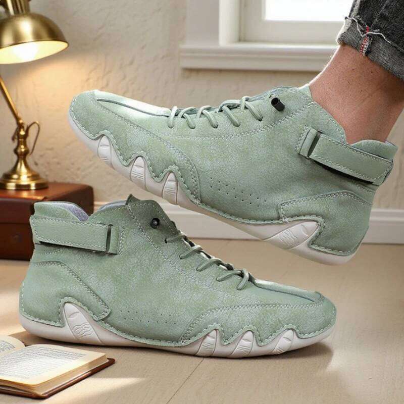 Men British Style High Top Fashionable Classic Comfortable Soft Soled Luxurious Flat Shoes Couples Boots Affordable Prices