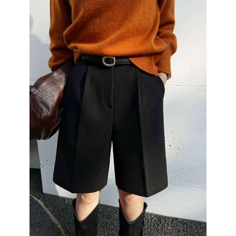 Fashion Thicken Warm Loose Pockets Female Faux Woolen Straight 2025 Autumn Winter High Waist Ladies Wide Leg Shorts N809 XJ260206
