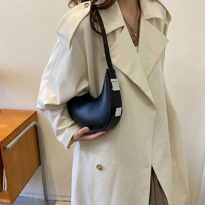 Niche Designer Crescent Bag,Solid Color Casual Underarm Shoulder Bag,Minimalism Half Moon Handbag,Hobo Outdoor Purse,Black/Brown Y260205
