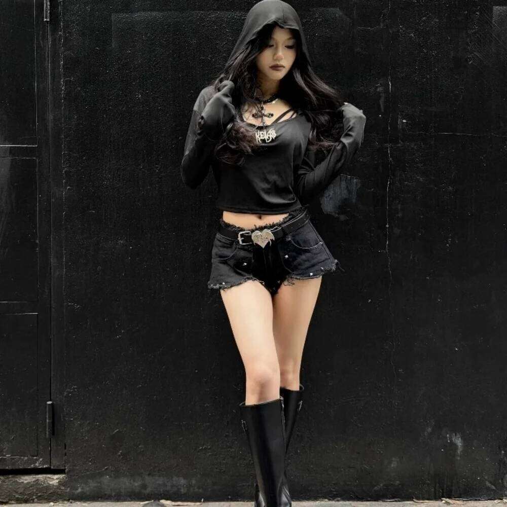 Summer New American Girl Y2K Hot Female Black Low Waist Slim Willow Denim Fringe Shorts Tide Short Jean Pants Woman C260206