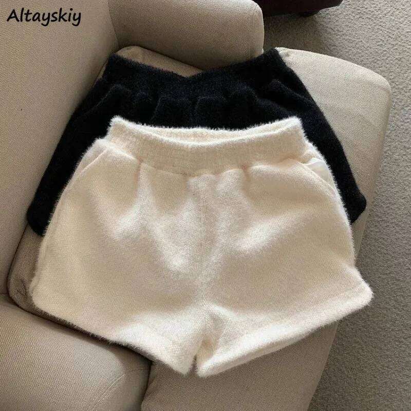 High Waist Shorts Women Solid Soft Fluffy Korean Fashion Wide Leg Trousers Y2k Harajuku Temper Streetwear Summer Cleanfit Ins XJ260206