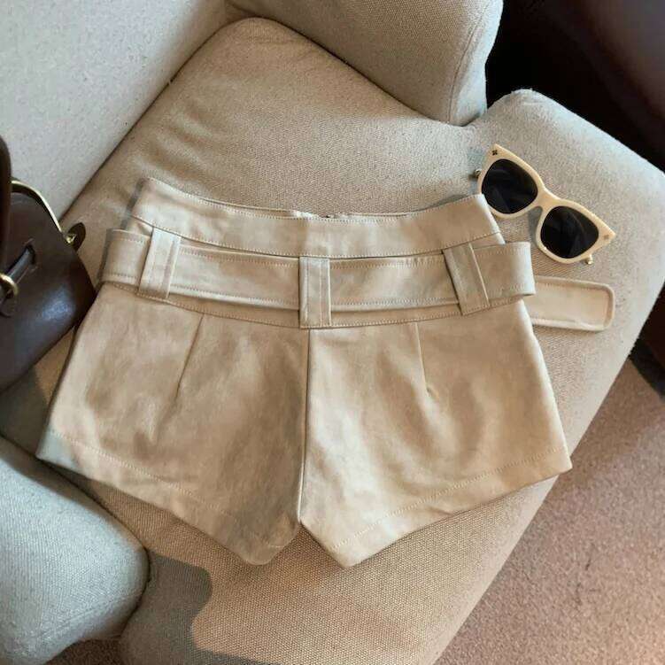 Women's Chic Spring Autumn High Waist Slim Shorts With Belt Lady Streetwear Solid Color Hot Girl Short Pants XJ260206