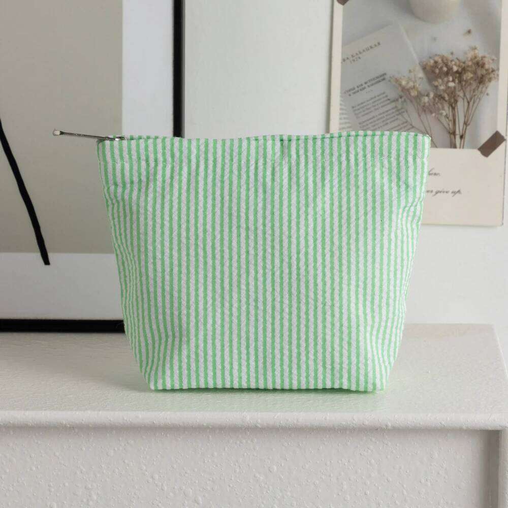 Vertical Striped Storage Make Up Ladies Trendy Small Cosmetic Bags for Women Lady with Zipper Portable Travel Organizer Bag Y260206