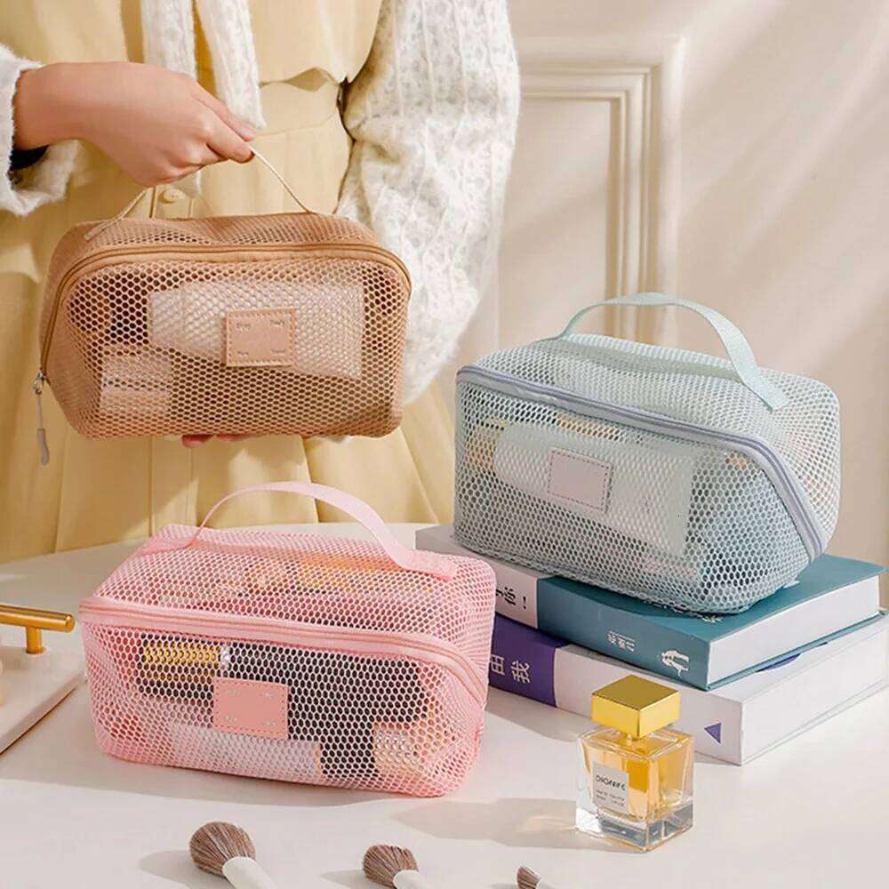Portable Travel Toiletry Storage Women Organizer Bag Mesh Bags Large Capacity Tote Skincare Makeup Case Y260206