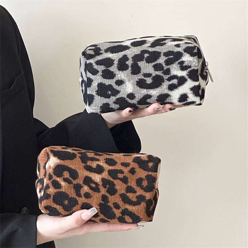 Autumn and Winter Leopard Print Large Capacity Toiletry Women's Makeup Pouch Travel Cosmetic Organizer Bag Y260206