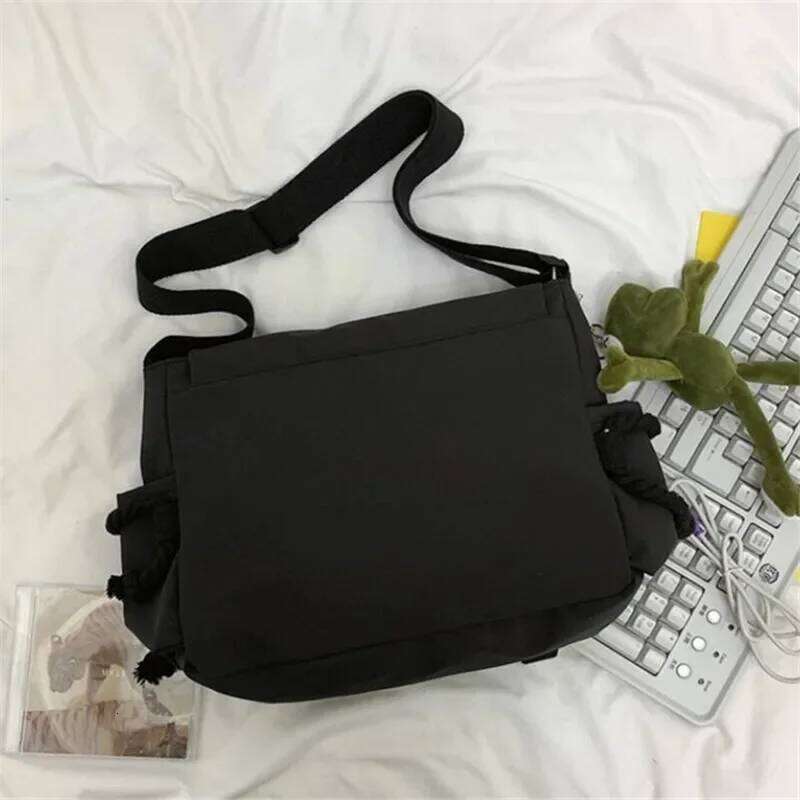 Youth Fashion Nylon Crossbody for Women Handbags Shoulder Large Capacity Solid Canvas Messenger Bag Girls School Bags XJ260129