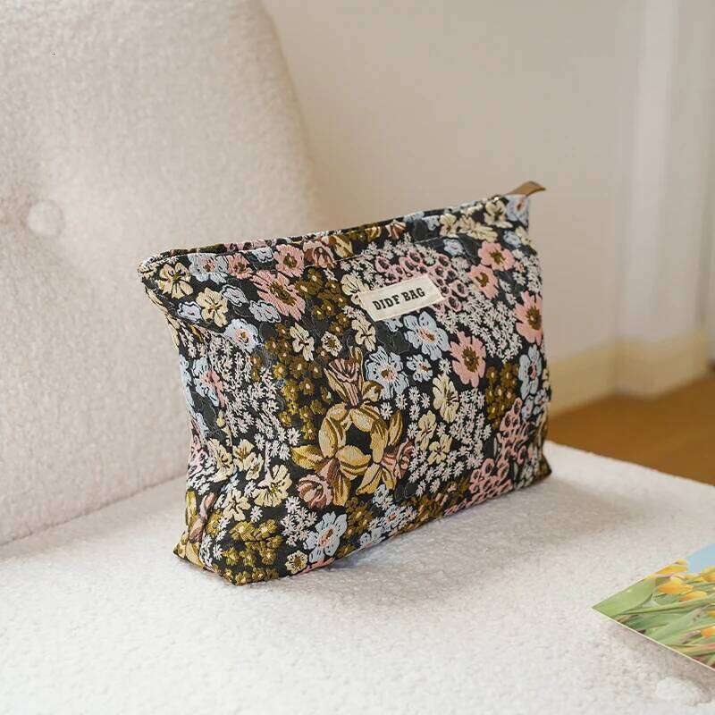 Colorful flowers large capacity women's makeup portable cosmetics change storage travel toiletry commuter liner bag Y260206