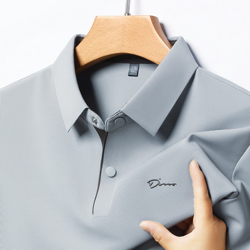 Seamless Polo Summer 2026 Men's Fashion Polo Shirt Daily Casual Middle-Aged Men's Luxury Brand Designer Clothes Top Short Sleeve T-Shirt Men