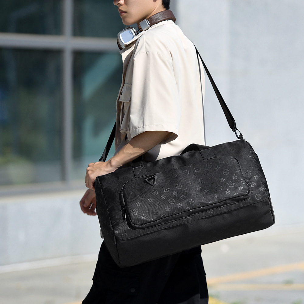 2026 New Large Capacity Travel Duffle Bag Unisex Handheld Shoulder Bag Casual Fashion Sports Gym Bag for Short Trip