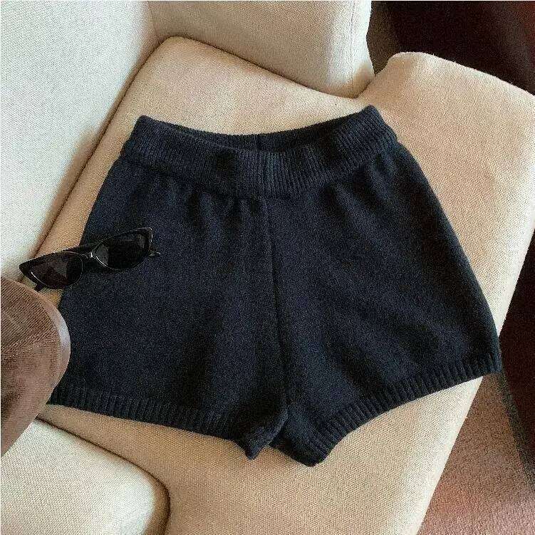 Women's Knitted Solid Color Yarn Yoga Inner Wear High Slimming Versatile Shorts Hot Pants Low Waist Fabric XJ260206