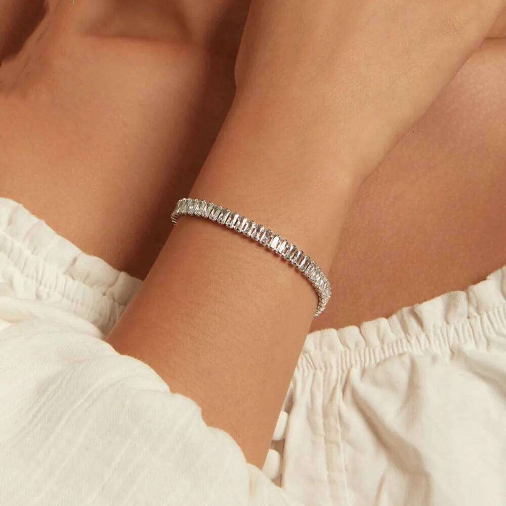 BuyeeSilver Female Bracelet for Women White Crystal Fashion Wedding Fine Jewelry Bracelets Gift 26H0206