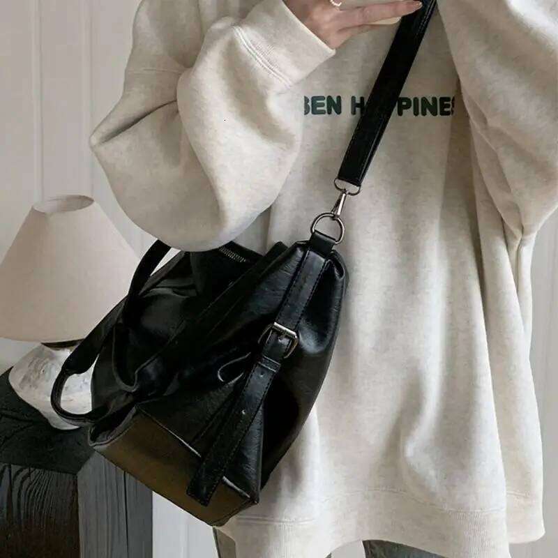 Fashion Simple Tote Black PU Leather Shoulder Crossbody Bag For Women Daily Commuting Bags Travel Storage Pouch Y260205