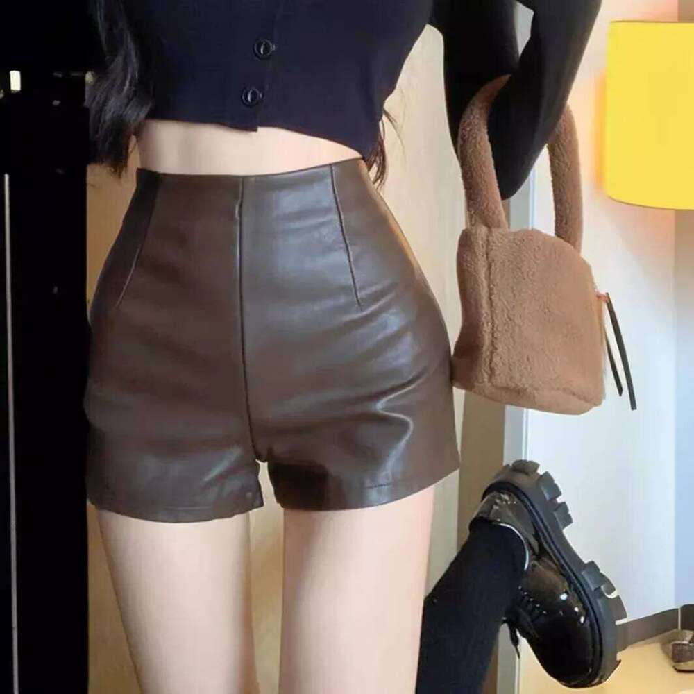 Women's New 2023 Autumn Black Leather Shorts High-waisted Slimming Tight A- line Casual Pants For Smooth Slimmed Silhouette C260206