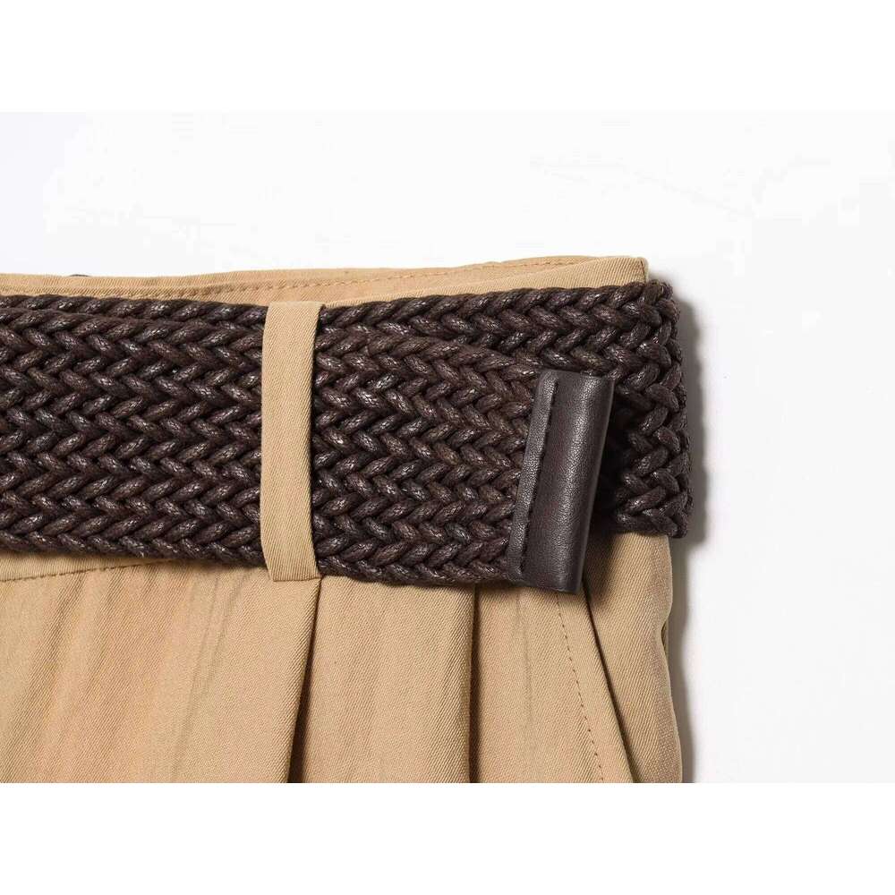 2025 new summer women's clothing casual fashion simple loose retro French design pleated with belt wide leg shorts H260206